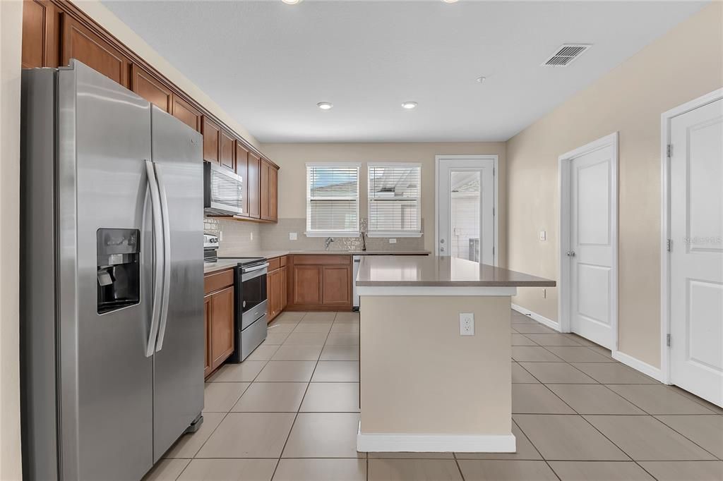 For Sale: $384,900 (3 beds, 2 baths, 1620 Square Feet)