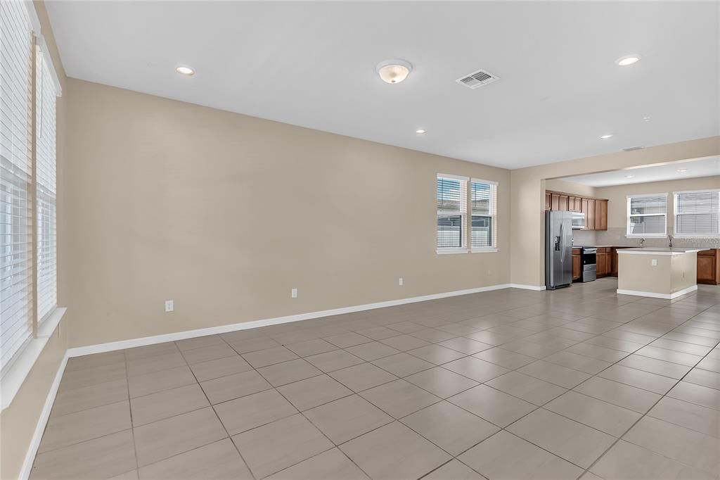 For Sale: $384,900 (3 beds, 2 baths, 1620 Square Feet)