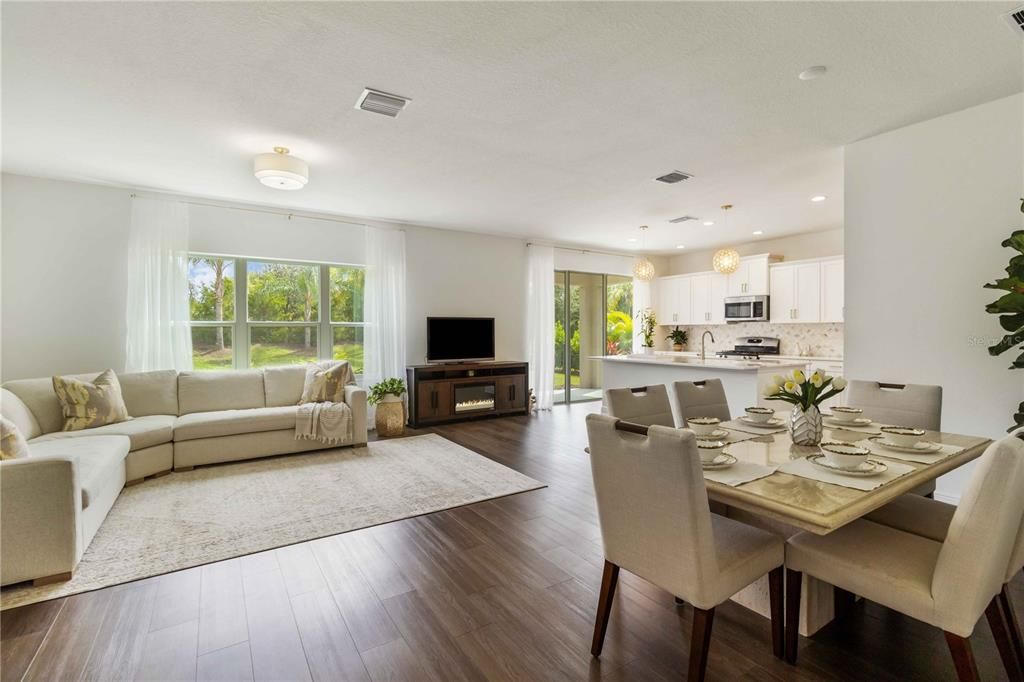 For Sale: $569,900 (3 beds, 2 baths, 2188 Square Feet)