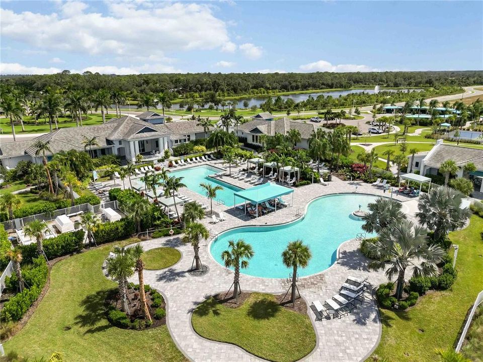 For Sale: $569,900 (3 beds, 2 baths, 2188 Square Feet)