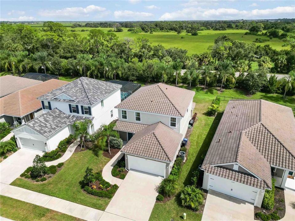 For Sale: $569,900 (3 beds, 2 baths, 2188 Square Feet)