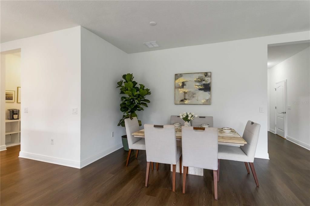 For Sale: $569,900 (3 beds, 2 baths, 2188 Square Feet)