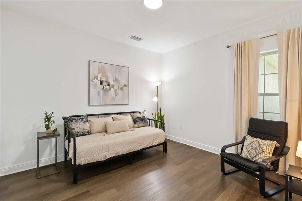 For Sale: $569,900 (3 beds, 2 baths, 2188 Square Feet)