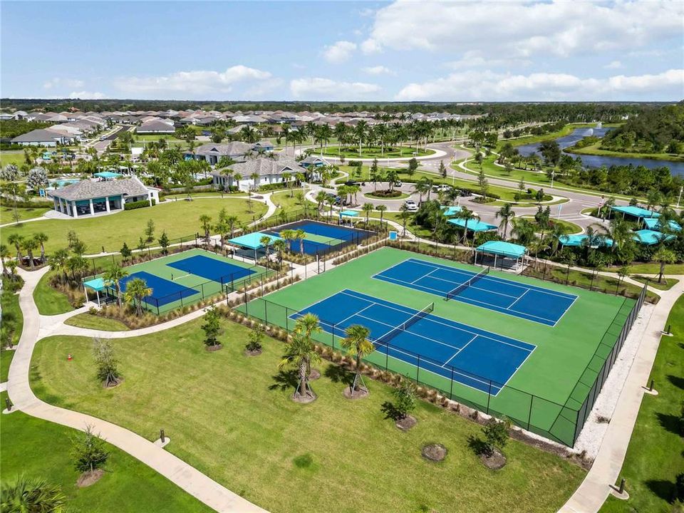 For Sale: $569,900 (3 beds, 2 baths, 2188 Square Feet)