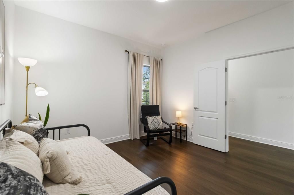 For Sale: $569,900 (3 beds, 2 baths, 2188 Square Feet)