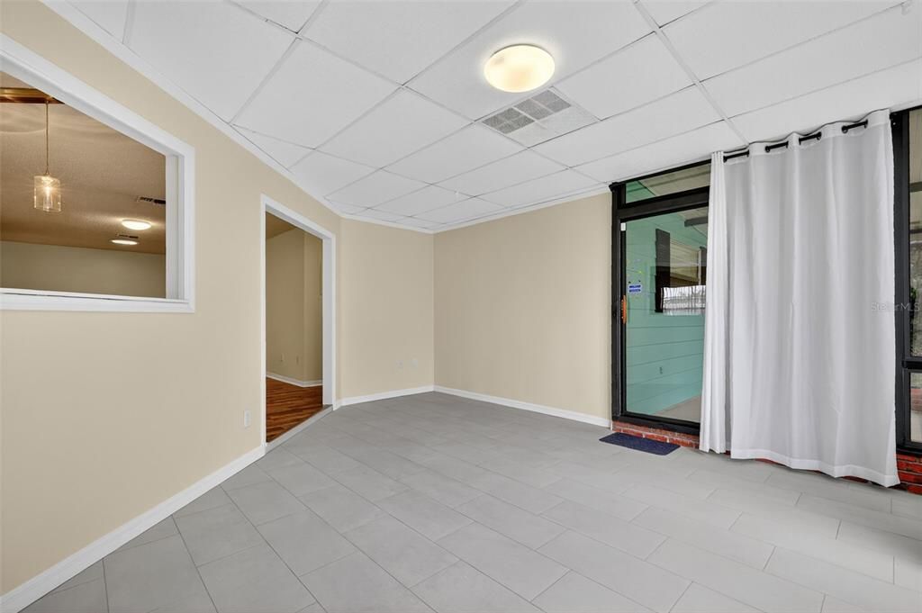 For Sale: $219,900 (2 beds, 2 baths, 1157 Square Feet)