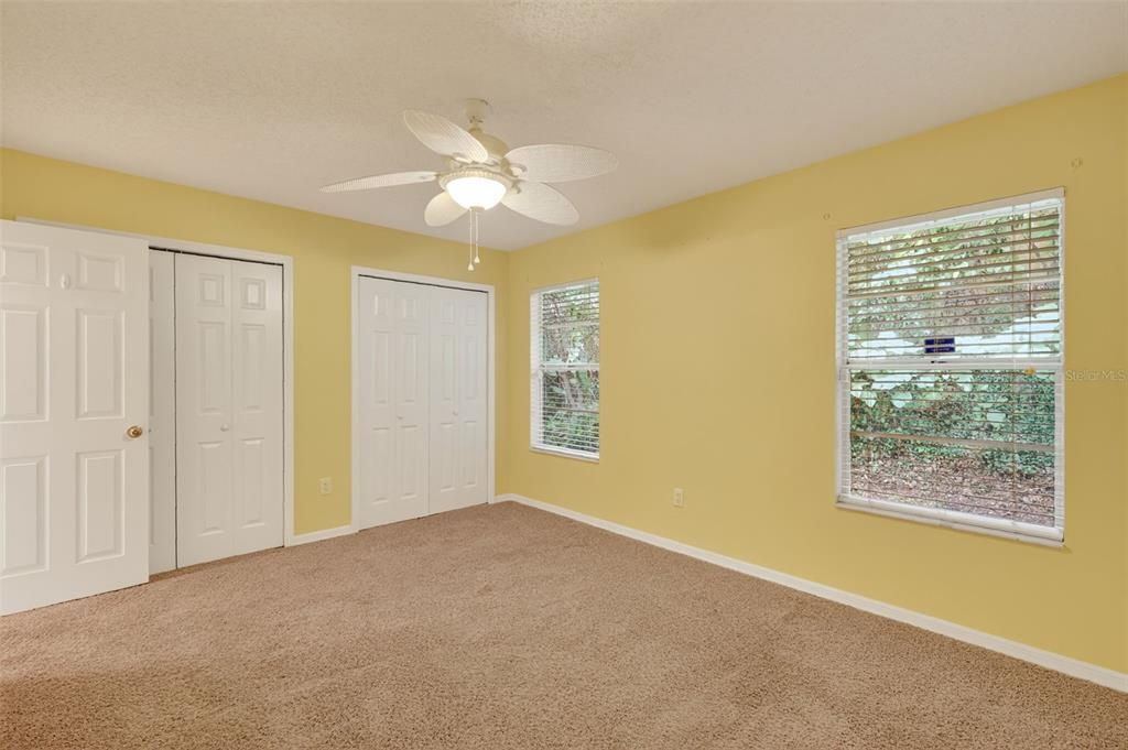 For Sale: $219,900 (2 beds, 2 baths, 1157 Square Feet)