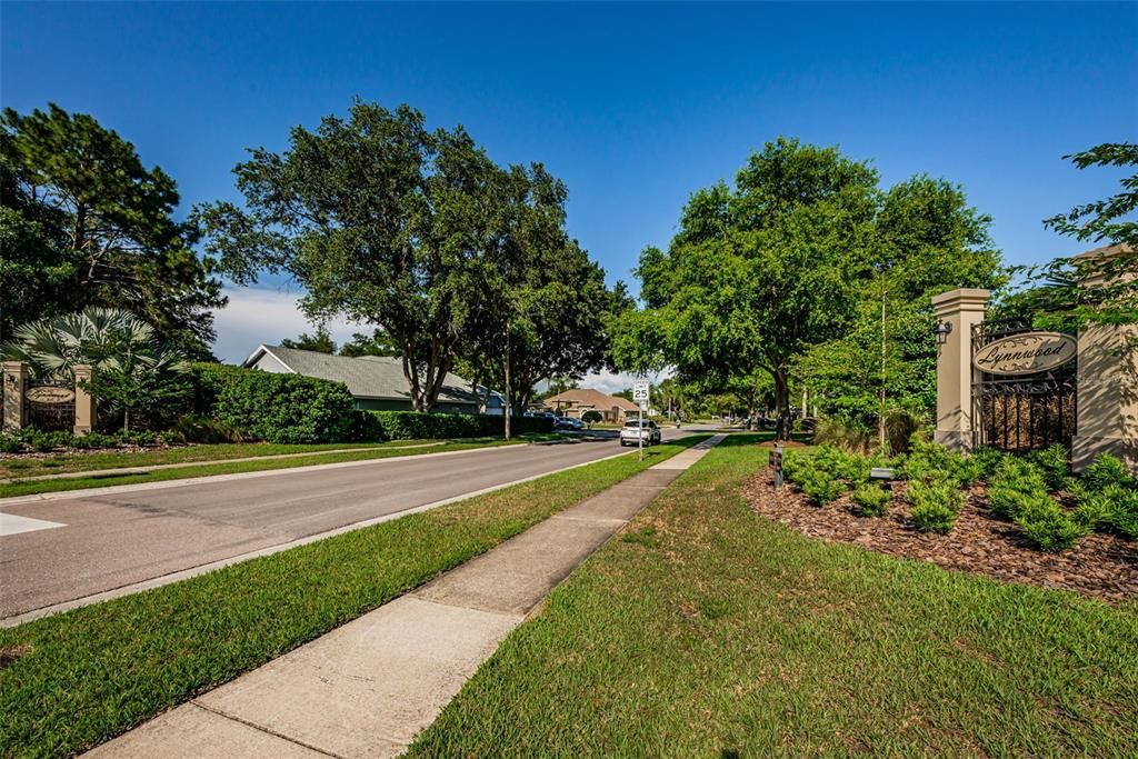 Activo con contrato: $785,000 (5 camas, 3 baños, 2986 Pies cuadrados)