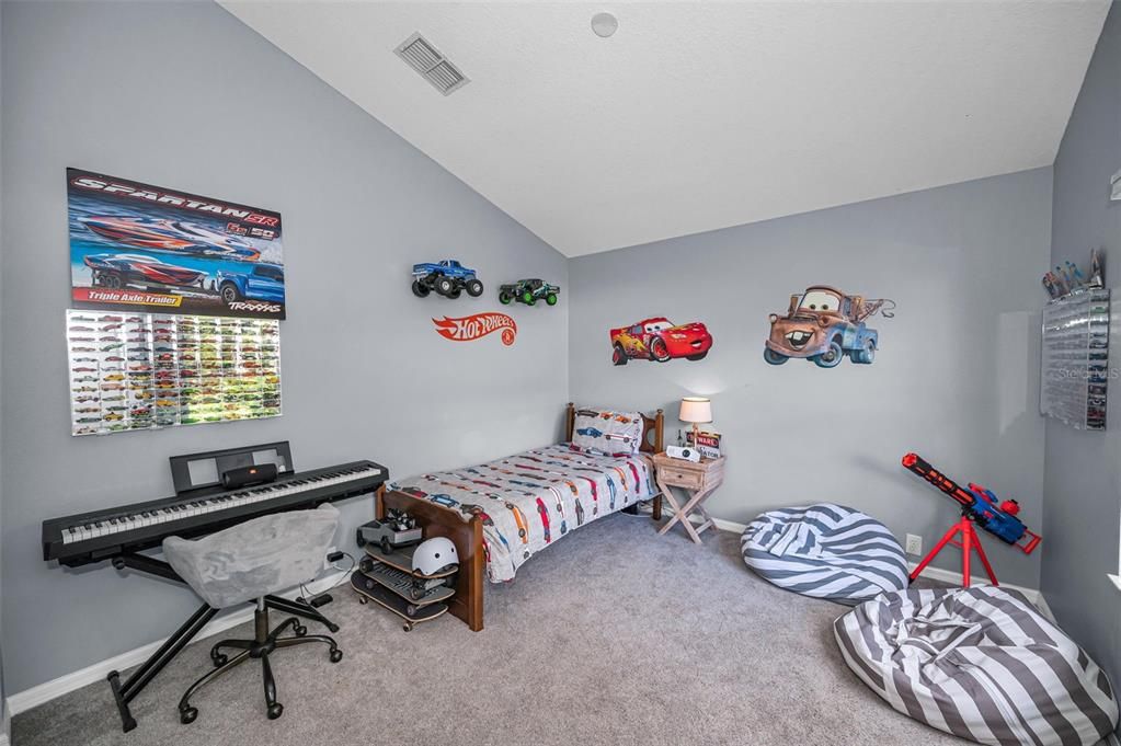 Activo con contrato: $785,000 (5 camas, 3 baños, 2986 Pies cuadrados)