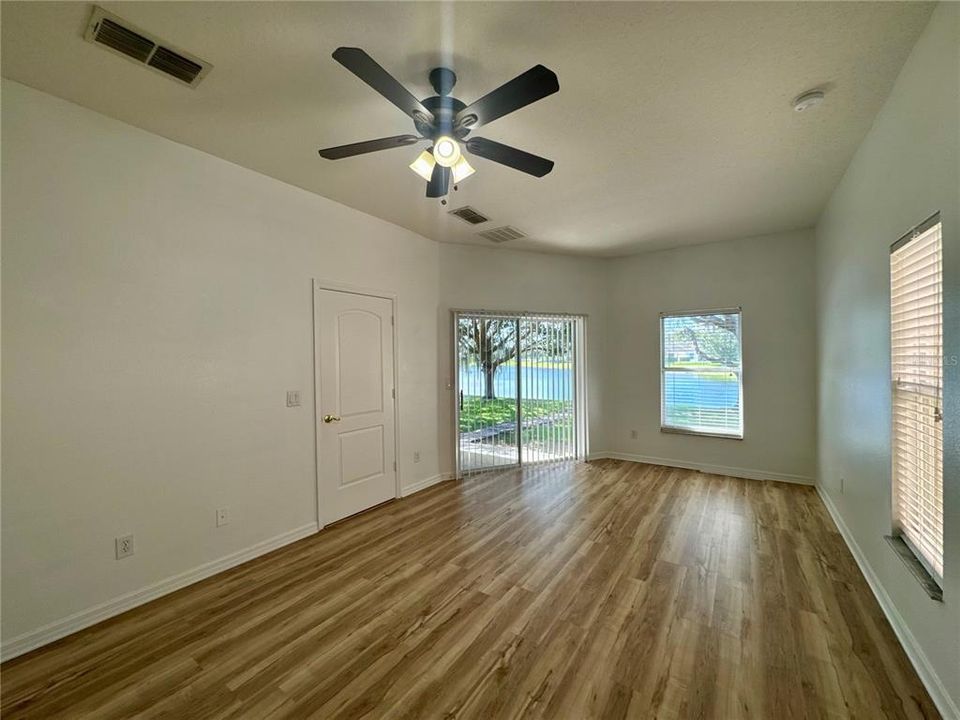 En Renta: $2,980 (5 camas, 3 baños, 2545 Pies cuadrados)