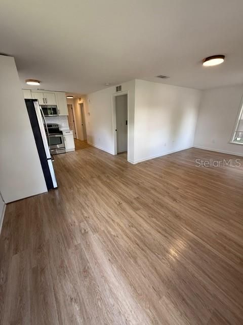 На продажу: $224,900 (2 спален, 1 ванн, 864 Квадратных фут)