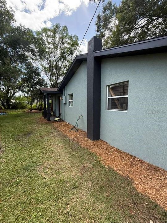 На продажу: $224,900 (2 спален, 1 ванн, 864 Квадратных фут)