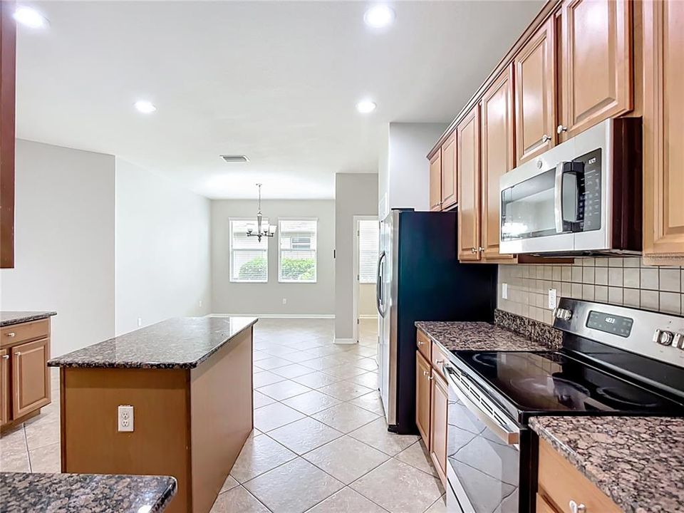 待售: $584,999 (4 贝兹, 3 浴室, 2656 平方英尺)