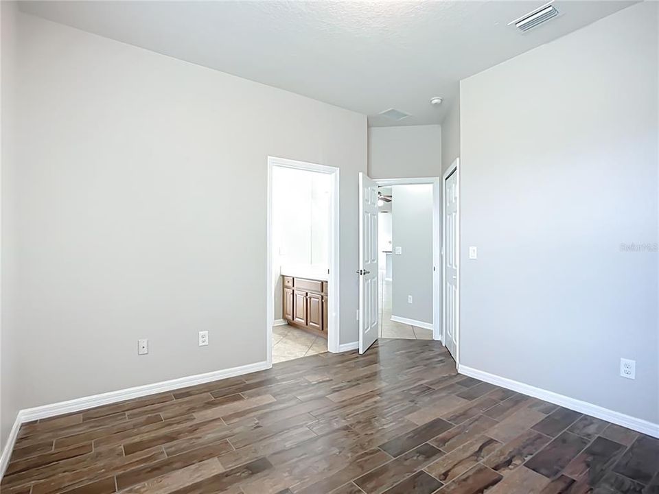 待售: $584,999 (4 贝兹, 3 浴室, 2656 平方英尺)