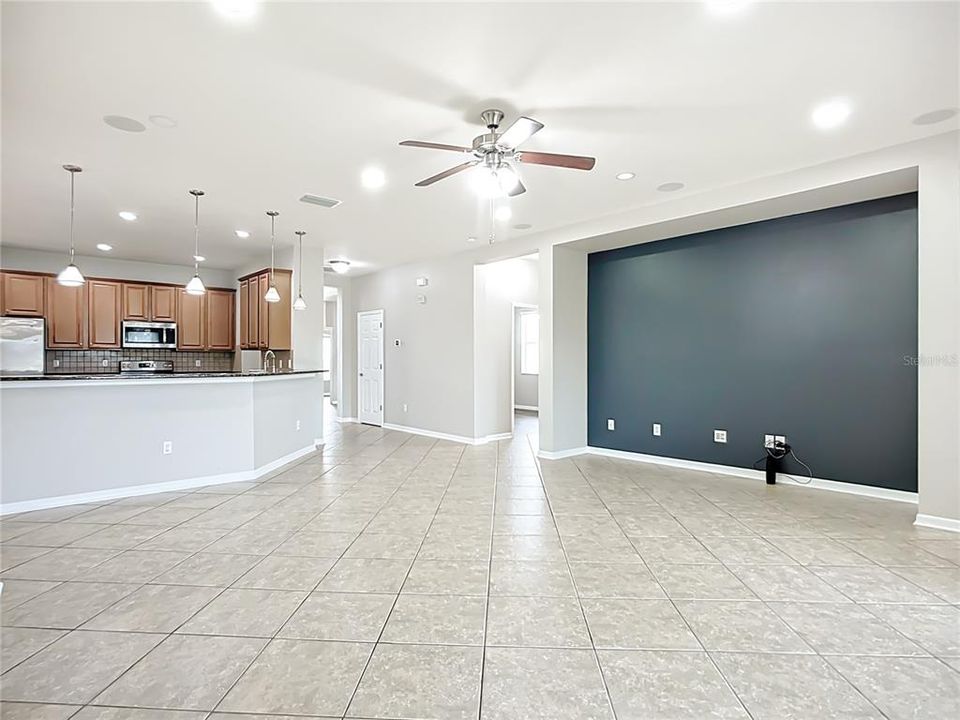 待售: $584,999 (4 贝兹, 3 浴室, 2656 平方英尺)