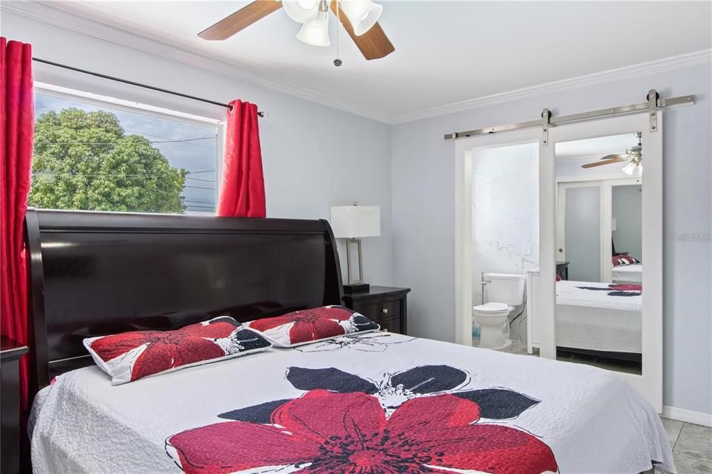 En Renta: $4,250 (4 camas, 3 baños, 1952 Pies cuadrados)