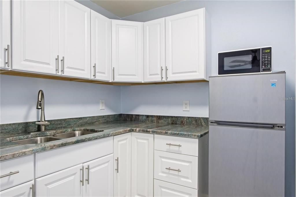 En Renta: $4,250 (4 camas, 3 baños, 1952 Pies cuadrados)