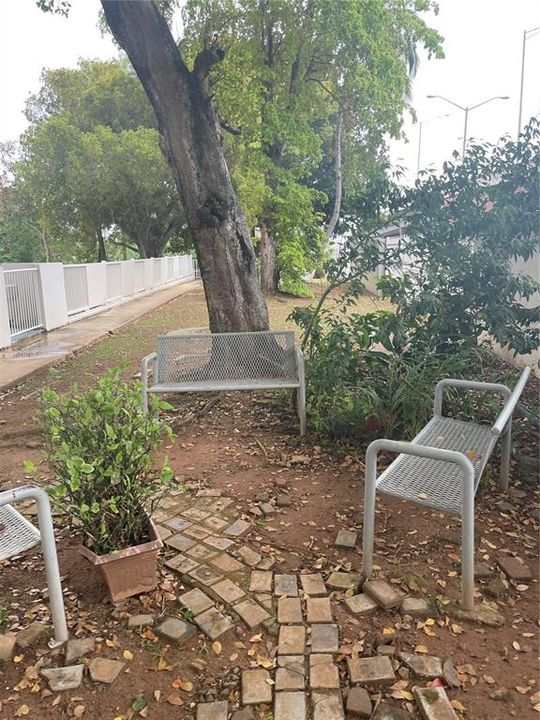 В аренду: $1,100 (3 спален, 1 ванн, 679 Квадратных фут)