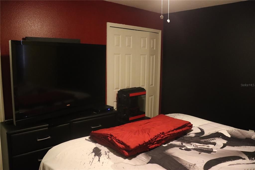 На продажу: $265,000 (3 спален, 2 ванн, 1332 Квадратных фут)