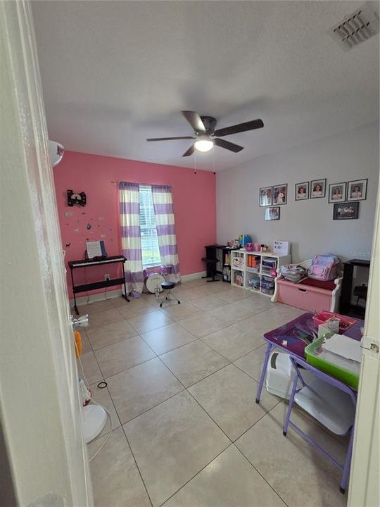 出租: $1,900 (3 贝兹, 2 浴室, 1349 平方英尺)