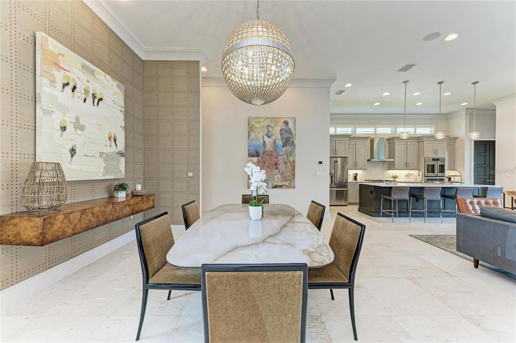 Под контрактом: $1,300,000 (3 спален, 2 ванн, 2493 Квадратных фут)