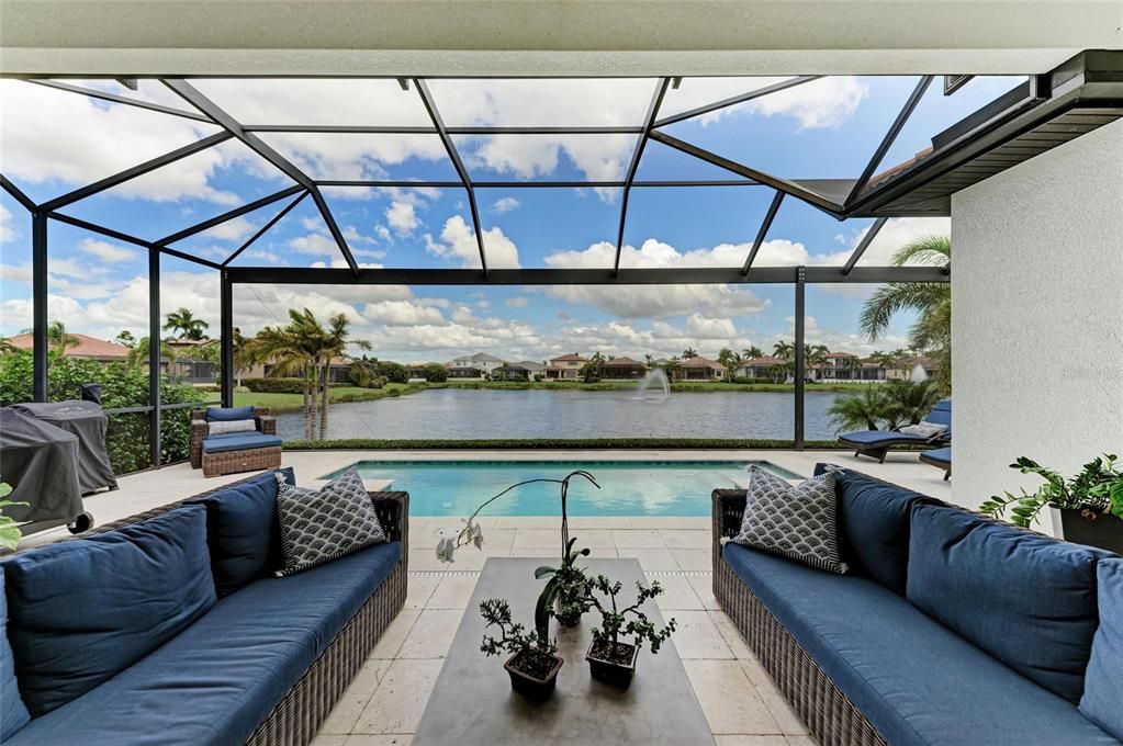 Под контрактом: $1,300,000 (3 спален, 2 ванн, 2493 Квадратных фут)