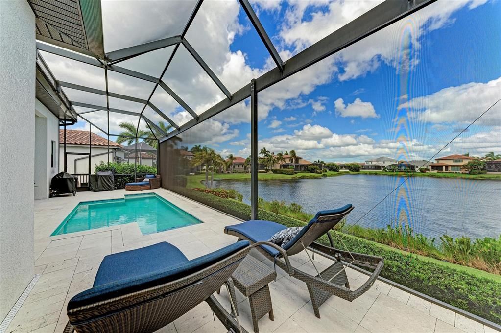 Под контрактом: $1,300,000 (3 спален, 2 ванн, 2493 Квадратных фут)