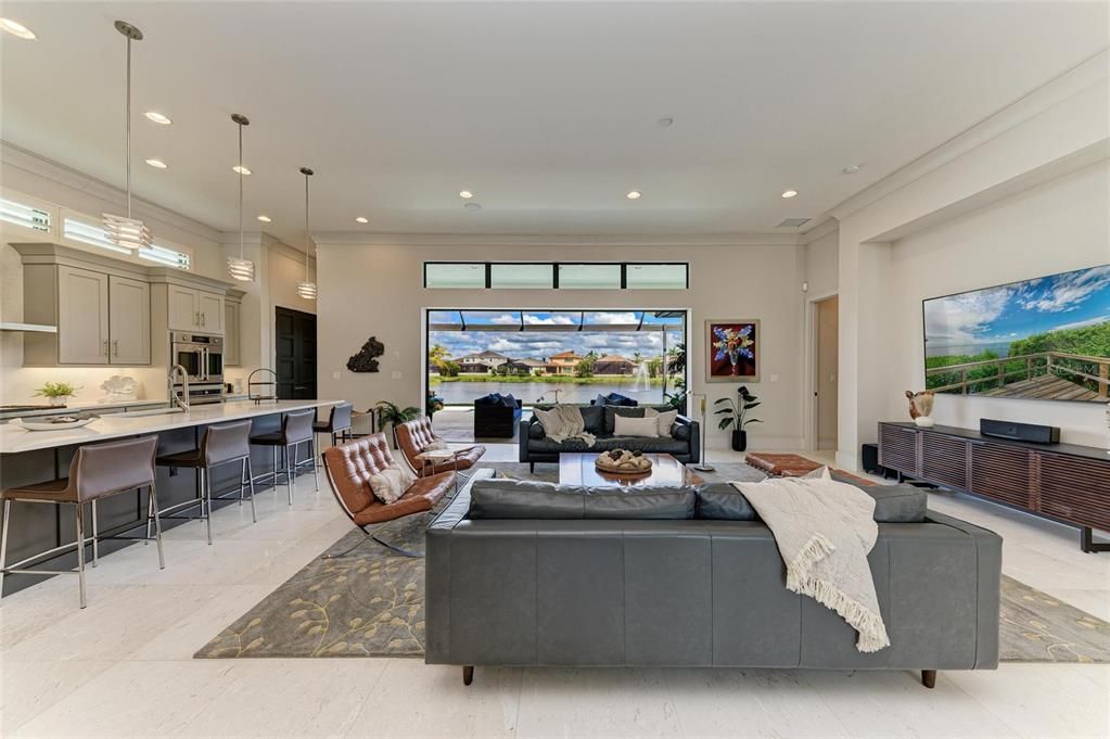 Под контрактом: $1,300,000 (3 спален, 2 ванн, 2493 Квадратных фут)