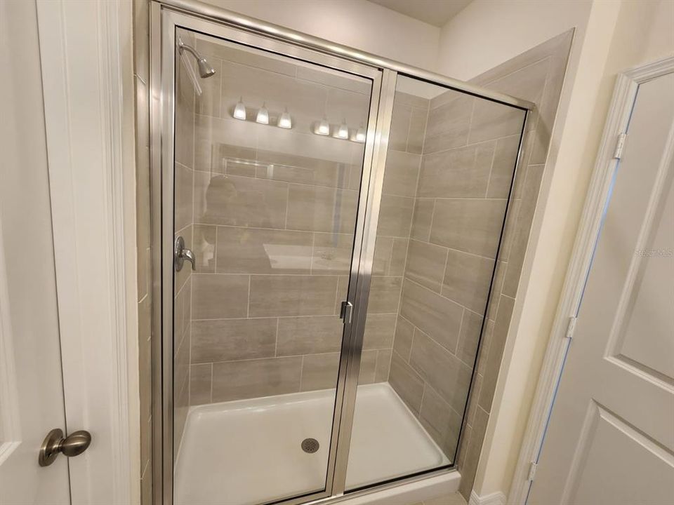 For Rent: $2,300 (3 beds, 2 baths, 1534 Square Feet)