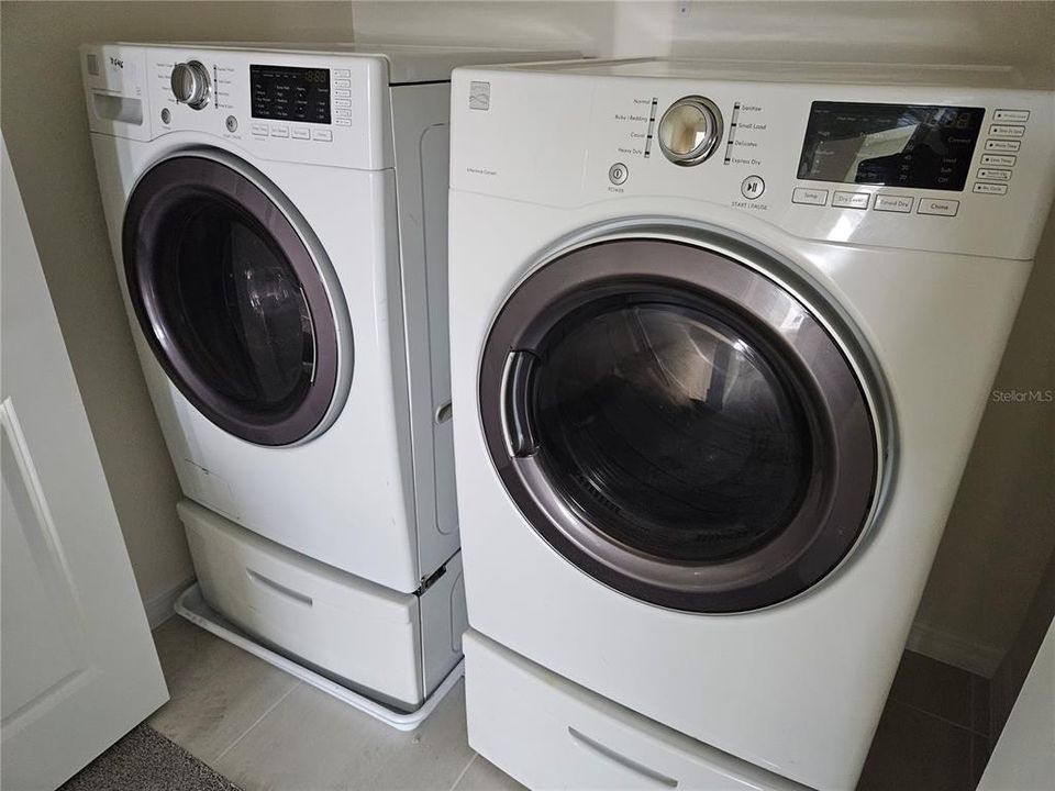 For Rent: $2,300 (3 beds, 2 baths, 1534 Square Feet)