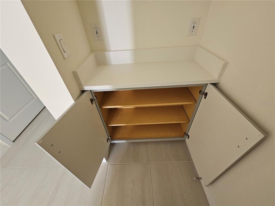 For Rent: $2,300 (3 beds, 2 baths, 1534 Square Feet)