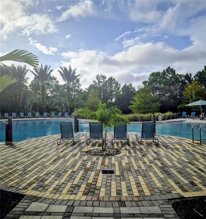 For Rent: $2,300 (3 beds, 2 baths, 1653 Square Feet)