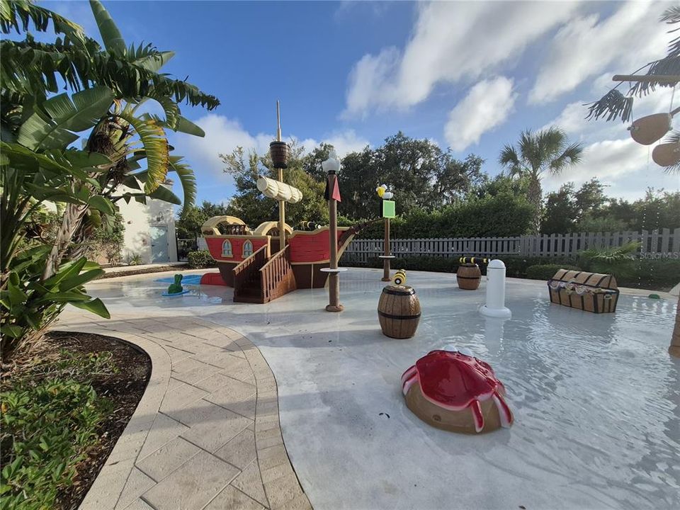 For Rent: $2,300 (3 beds, 2 baths, 1653 Square Feet)