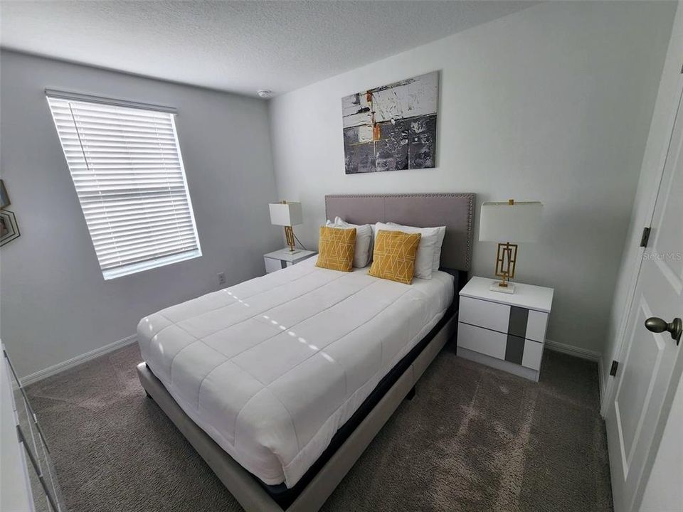 For Rent: $2,300 (3 beds, 2 baths, 1653 Square Feet)