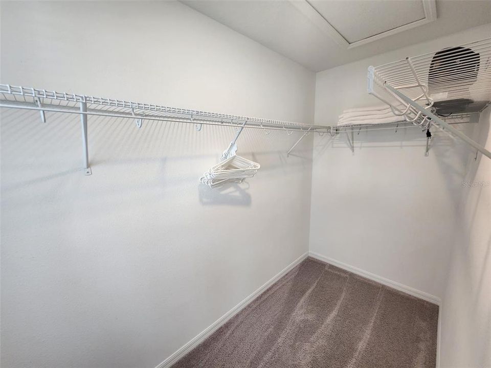 For Rent: $2,300 (3 beds, 2 baths, 1653 Square Feet)