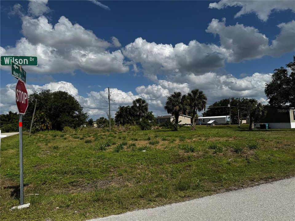 待售: $20,000 (0.18 acres)