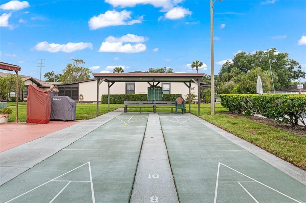 На продажу: $130,000 (2 спален, 2 ванн, 864 Квадратных фут)