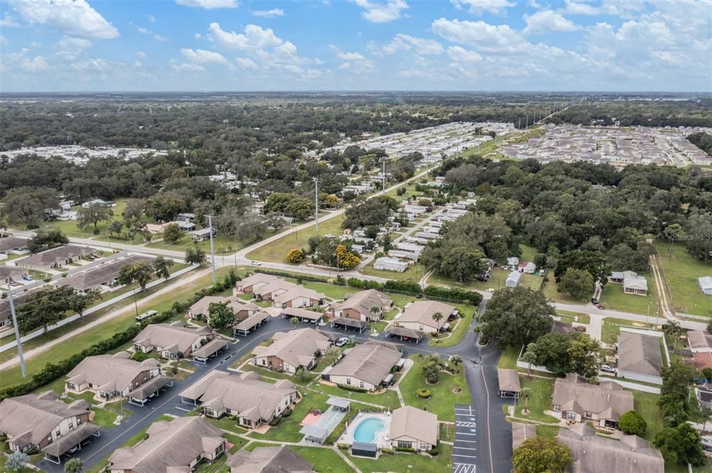 На продажу: $130,000 (2 спален, 2 ванн, 864 Квадратных фут)