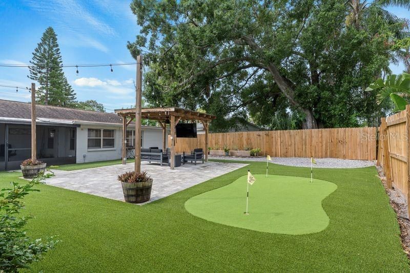 For Rent: $3,100 (3 beds, 2 baths, 1742 Square Feet)