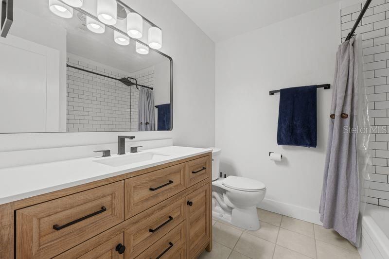 For Rent: $3,100 (3 beds, 2 baths, 1742 Square Feet)