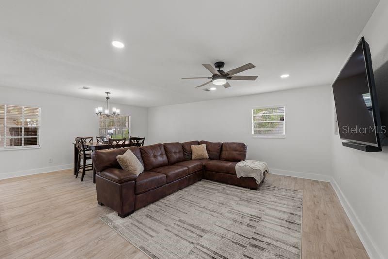 For Rent: $3,100 (3 beds, 2 baths, 1742 Square Feet)