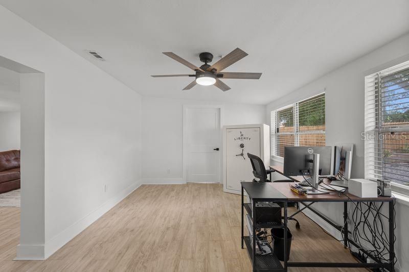 For Rent: $3,100 (3 beds, 2 baths, 1742 Square Feet)