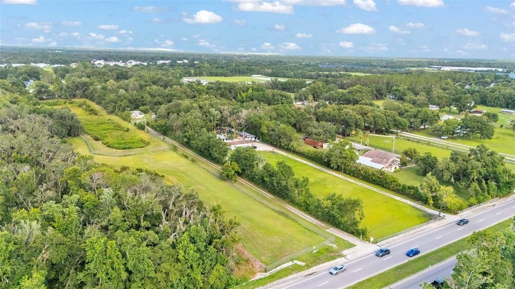 合同活跃: $264,500 (3 贝兹, 2 浴室, 1440 平方英尺)