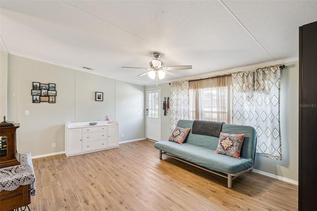 For Sale: $234,000 (4 beds, 2 baths, 1620 Square Feet)