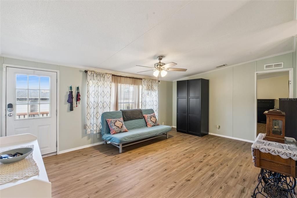 For Sale: $234,000 (4 beds, 2 baths, 1620 Square Feet)
