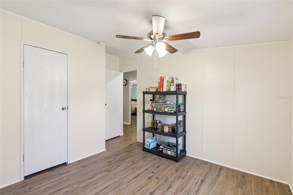 For Sale: $234,000 (4 beds, 2 baths, 1620 Square Feet)