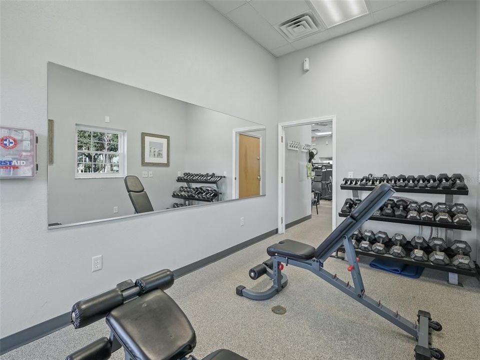 For Sale: $559,900 (3 beds, 3 baths, 2074 Square Feet)