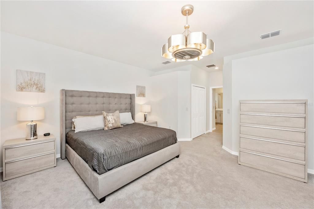 For Rent: $5,000 (3 beds, 2 baths, 2294 Square Feet)