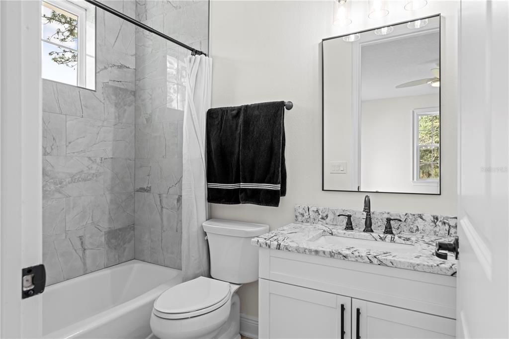 На продажу: $825,000 (4 спален, 3 ванн, 3378 Квадратных фут)