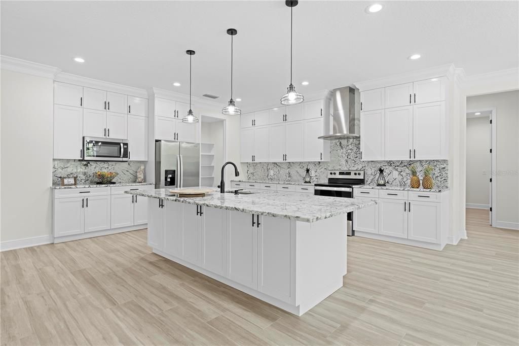 На продажу: $825,000 (4 спален, 3 ванн, 3378 Квадратных фут)